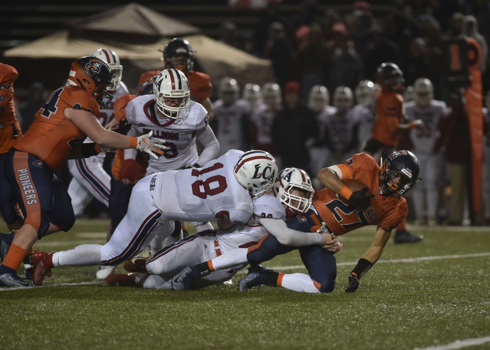 Heritage Vs. LCA football 09